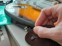 Mizerné upevnění popruhu