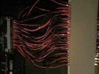 Plošňák s alobalovými kontakty