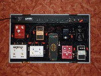 pedalboard slyzband.JPG