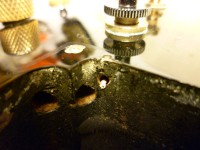 groundwire through bridge pickup cavity.jpg