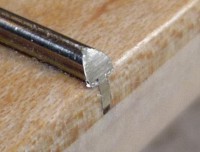 Moc hluboká drážka